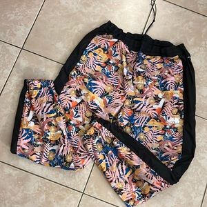 The north face sweatpants